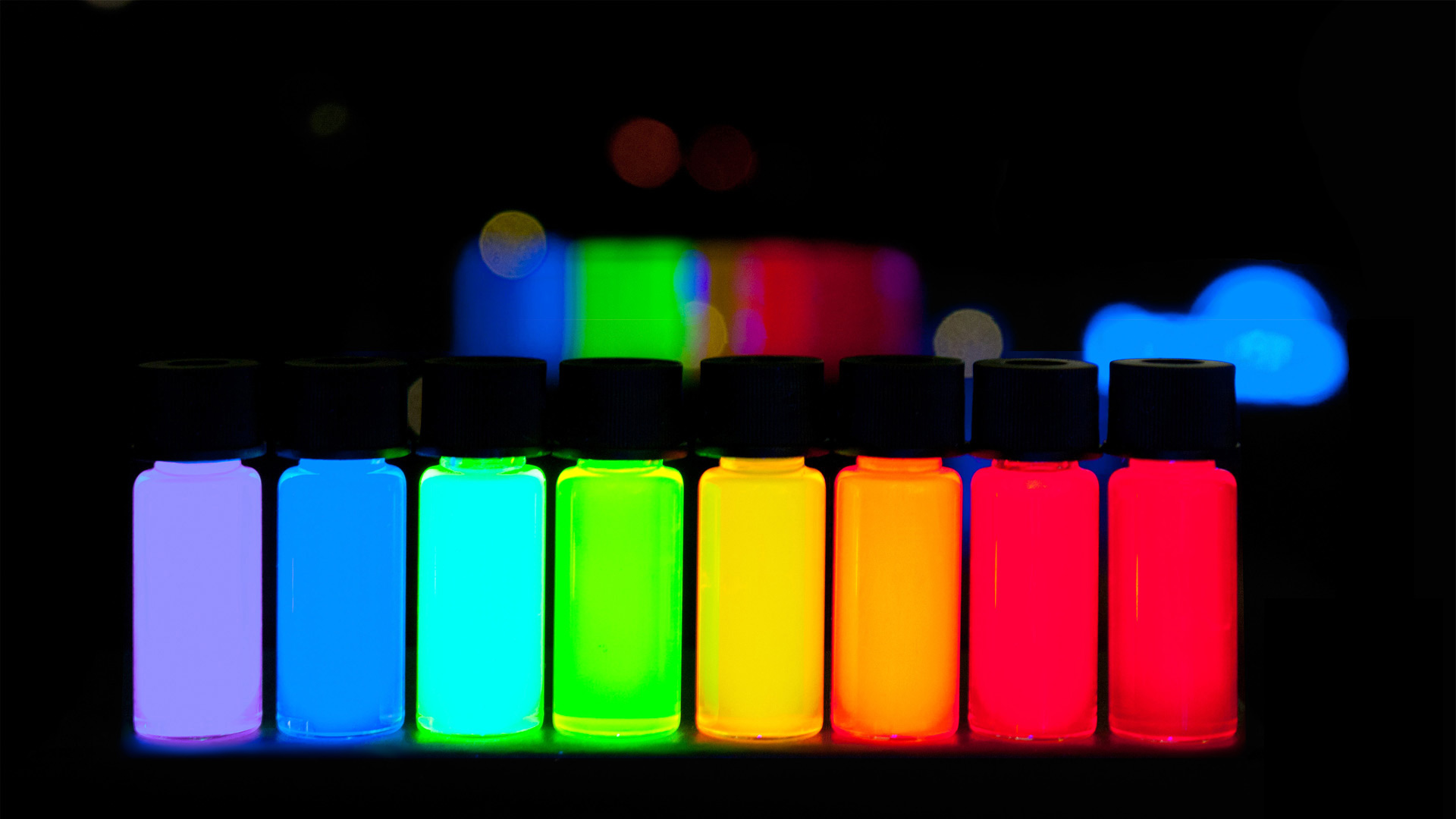 Quantum Dots with emission maxima in a 10-nm step are being produced at PlasmaChem in a kg scale.jpg