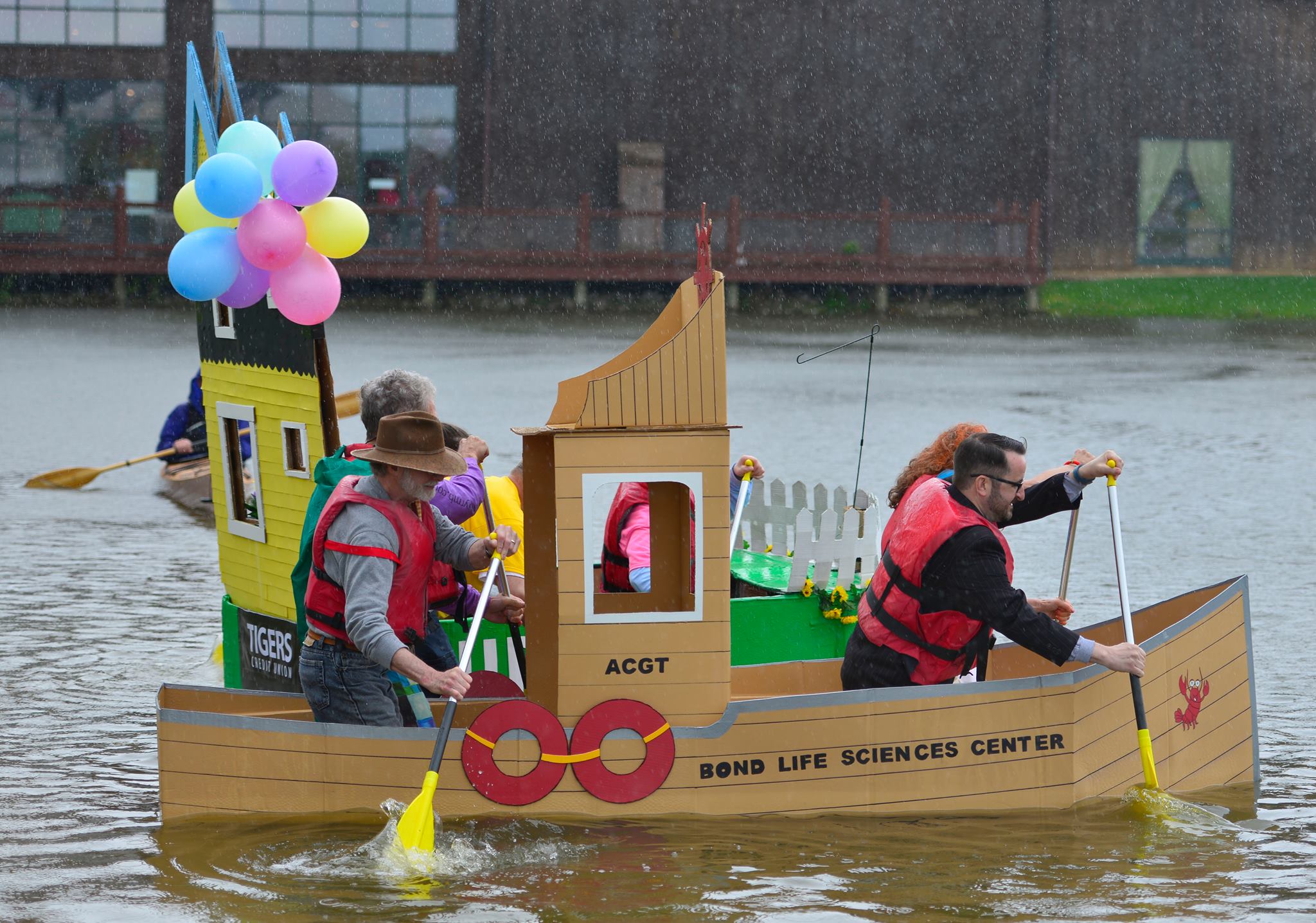 Float your boat // Bond Life Sciences Center