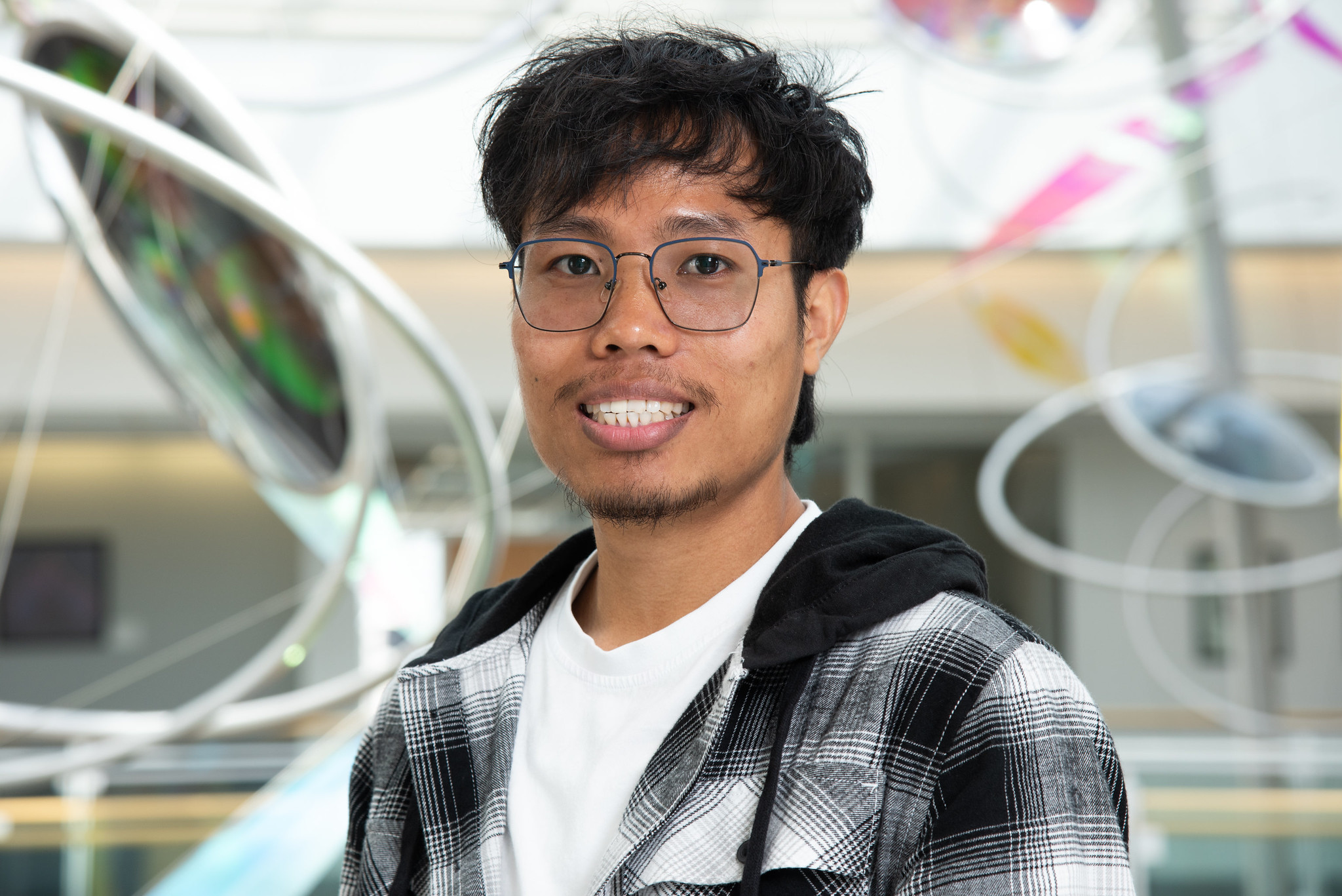 Thanduanlung Kamei, graduate student in plant science in the Erin Sparks lab at Bond LSC